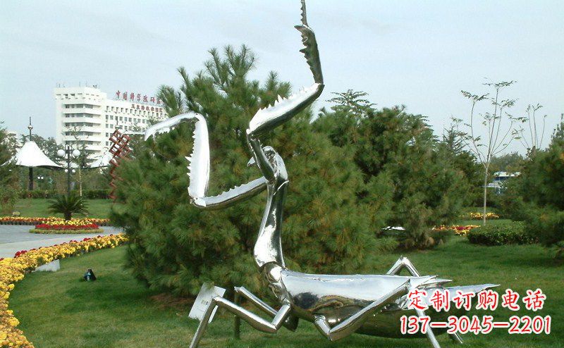 温州不锈钢雕刻螳螂摆件