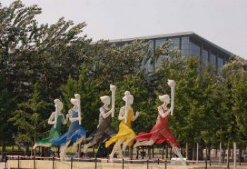 温州不锈钢雕塑——拿火炬跑步