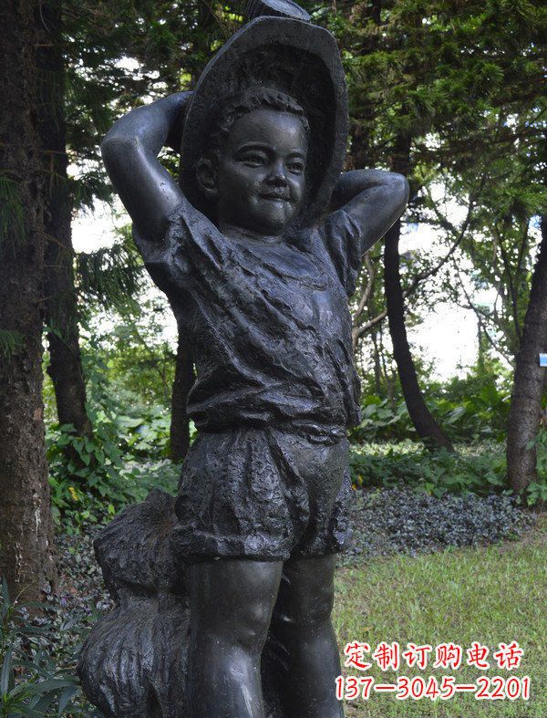 温州优雅童子·少年戴草帽铜雕