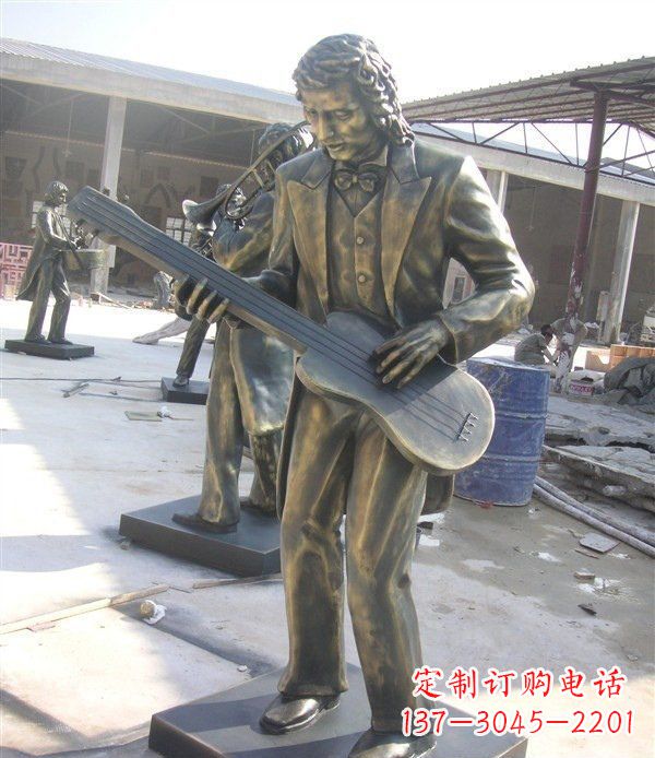 温州西方人物铜吉他雕塑