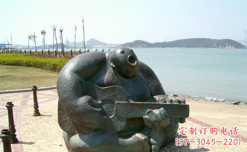 温州音乐驻足,公园弹吉他铜雕