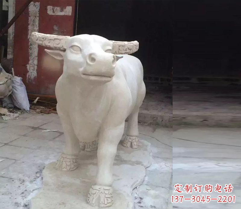 温州公园动物景观石雕牛