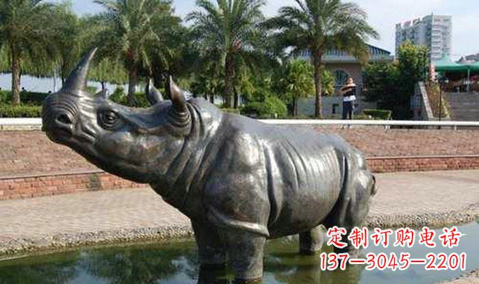 温州公园动物铜雕犀牛