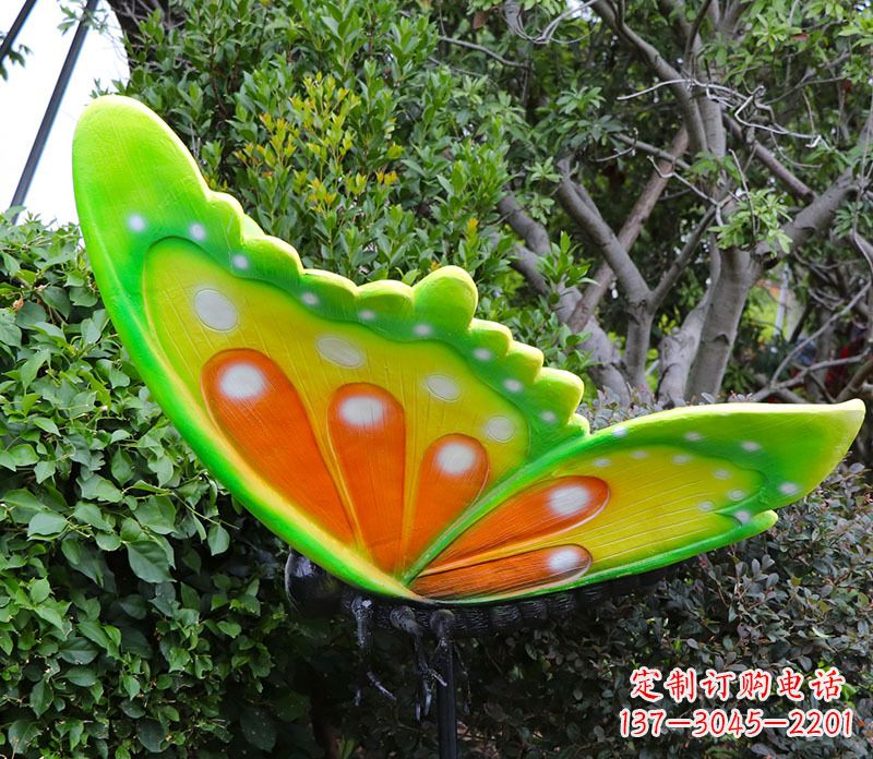 温州公园花园草坪彩绘动物玻璃钢仿真蝴蝶雕塑