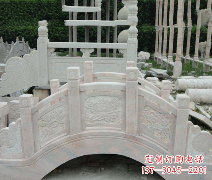 温州公园景观晚霞红石拱桥
