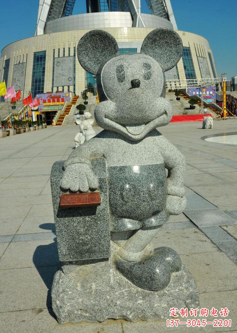 温州公园景区卡通米老鼠石雕