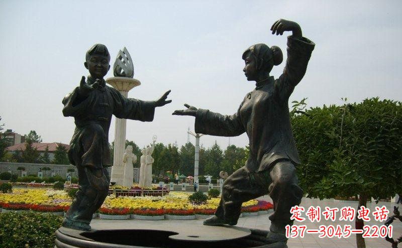温州公园练太极拳的人物小品铜雕