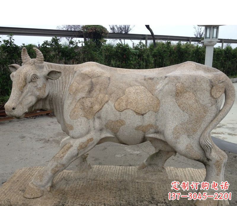 温州中领雕塑精美绝伦的奶牛石雕
