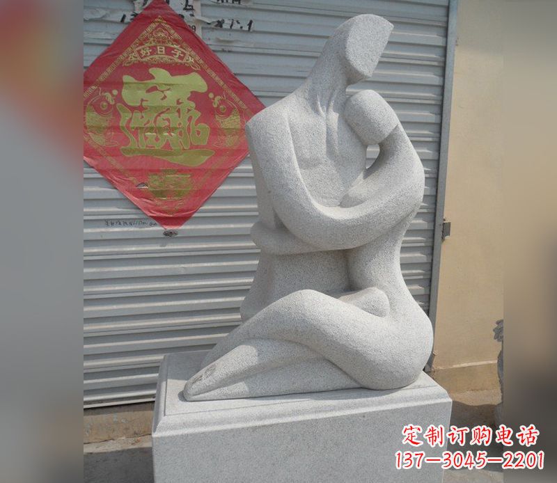 温州公园情侣人物小品石雕