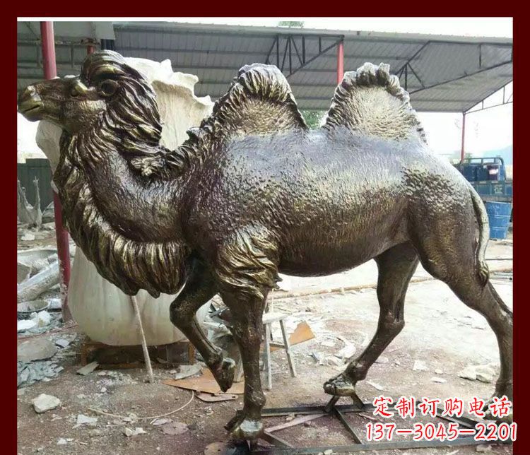 温州双峰骆驼铜雕塑,精美绝伦