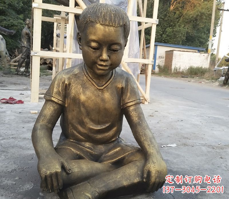 温州公园下象棋的儿童铜雕