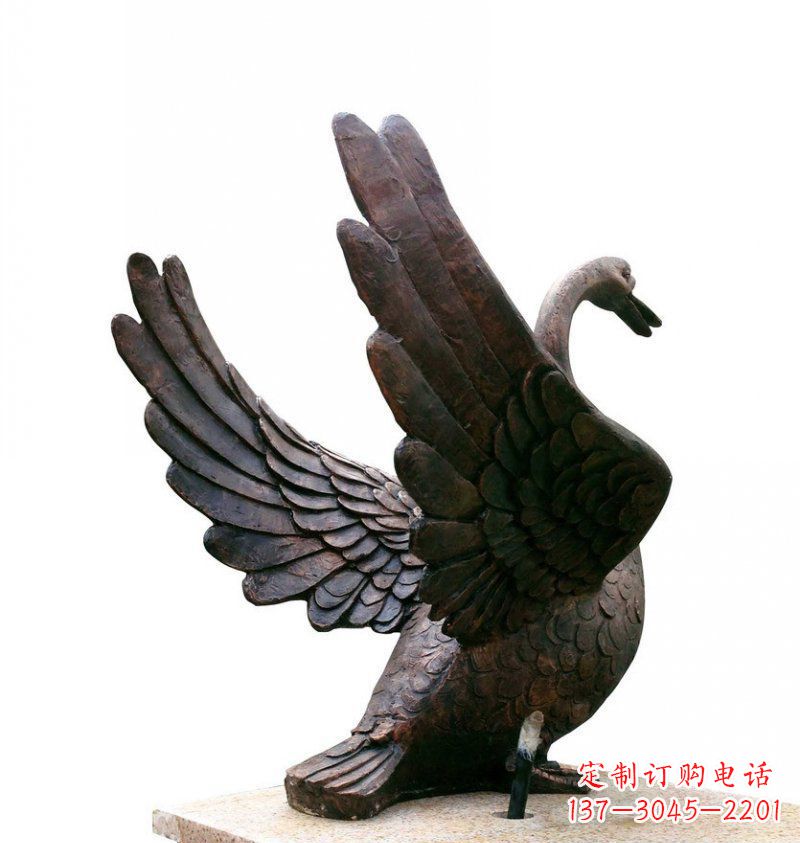 温州公园展翅的天鹅动物铜雕