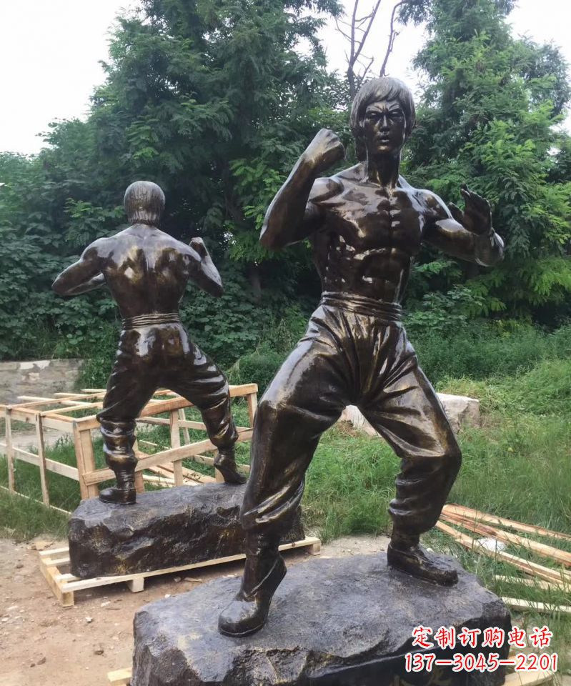 温州荣耀李小龙，经典之作——“功夫之王”铜雕塑