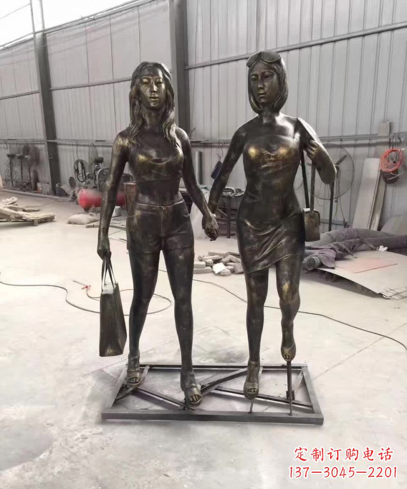 温州铜雕女人唤醒美好回忆