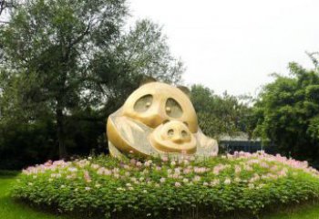 温州熊猫雕塑 － 令公园增添无限活力