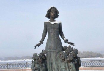 温州铜雕学生人物欢乐的小学生雕塑