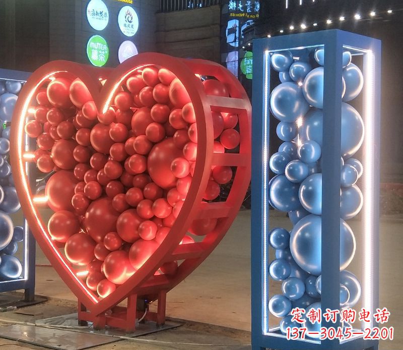 温州艺术级不锈钢字母雕塑