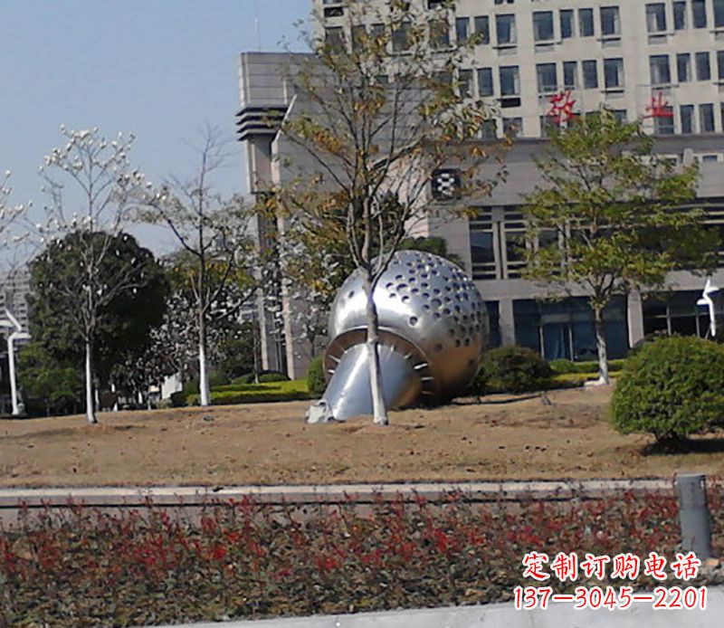 温州广场不锈钢话筒雕塑