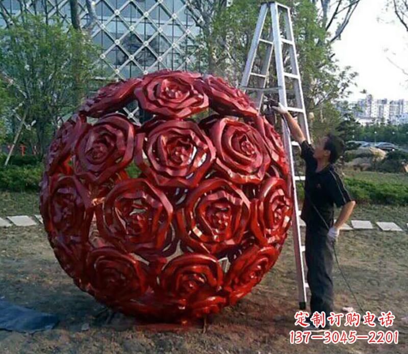 温州广场不锈钢玫瑰花镂空球景观雕塑