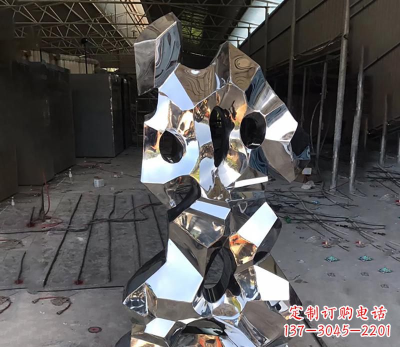 温州别具匠心的太湖石雕塑
