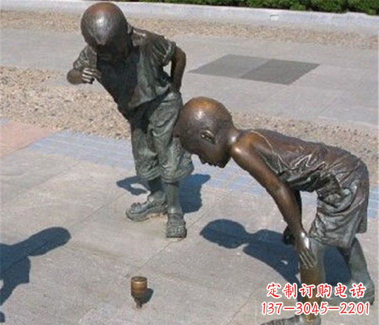 温州欣赏小男孩小品铜陀螺雕塑