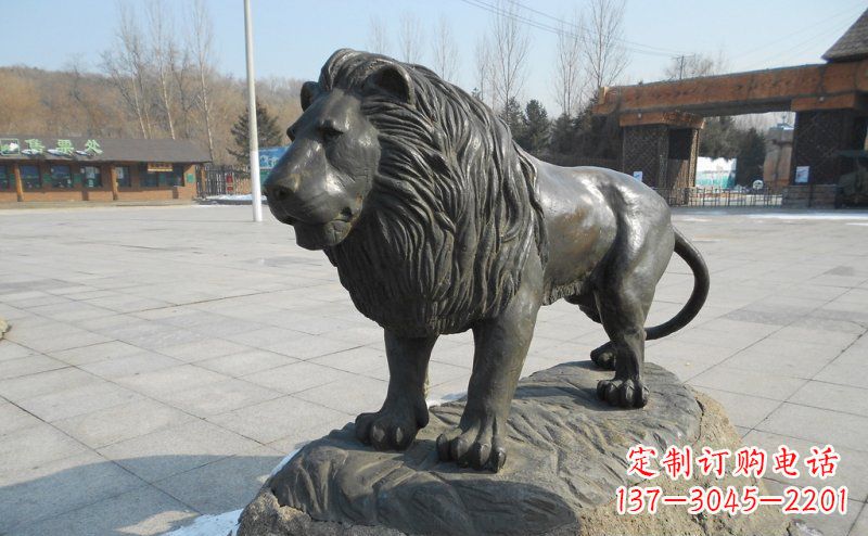 温州中领雕塑推出一款精美的华丽非洲狮铜雕,将…