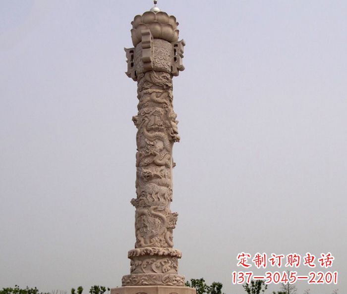 温州领雕塑制作精美的红石龙柱雕塑