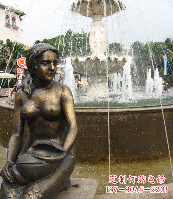 温州广场拿海螺的美人鱼景观铜雕