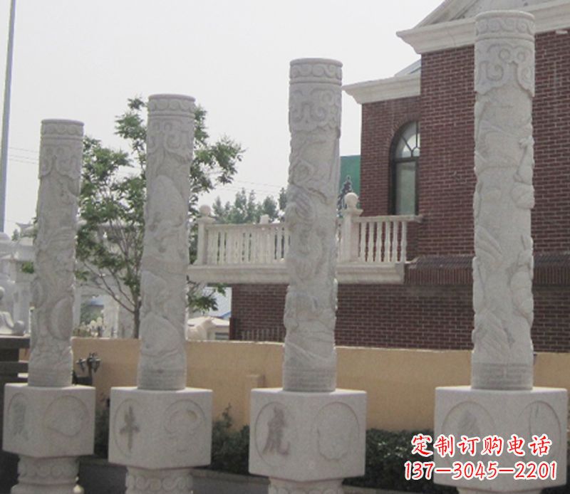 温州广场十二生肖柱子石雕