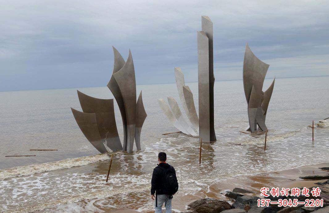 温州海边不锈钢船帆景观雕塑