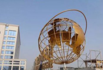 温州地球仪雕塑是一种雕刻艺术，它将地球仪的地…