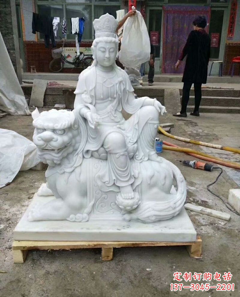温州高端汉白玉文殊菩萨狮子雕塑