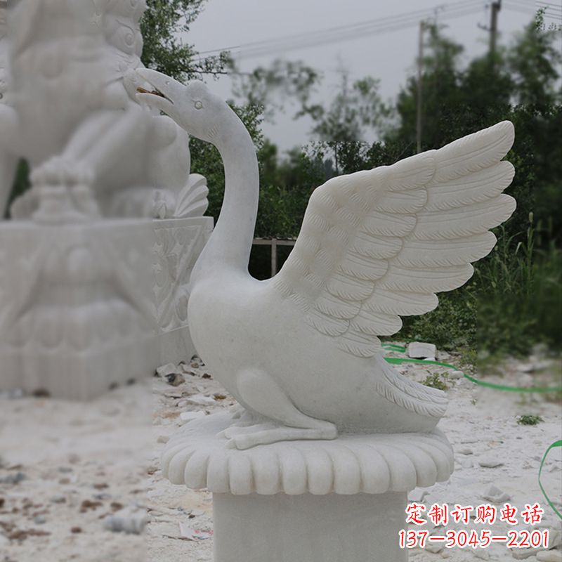温州汉白玉展翅喷水天鹅雕塑