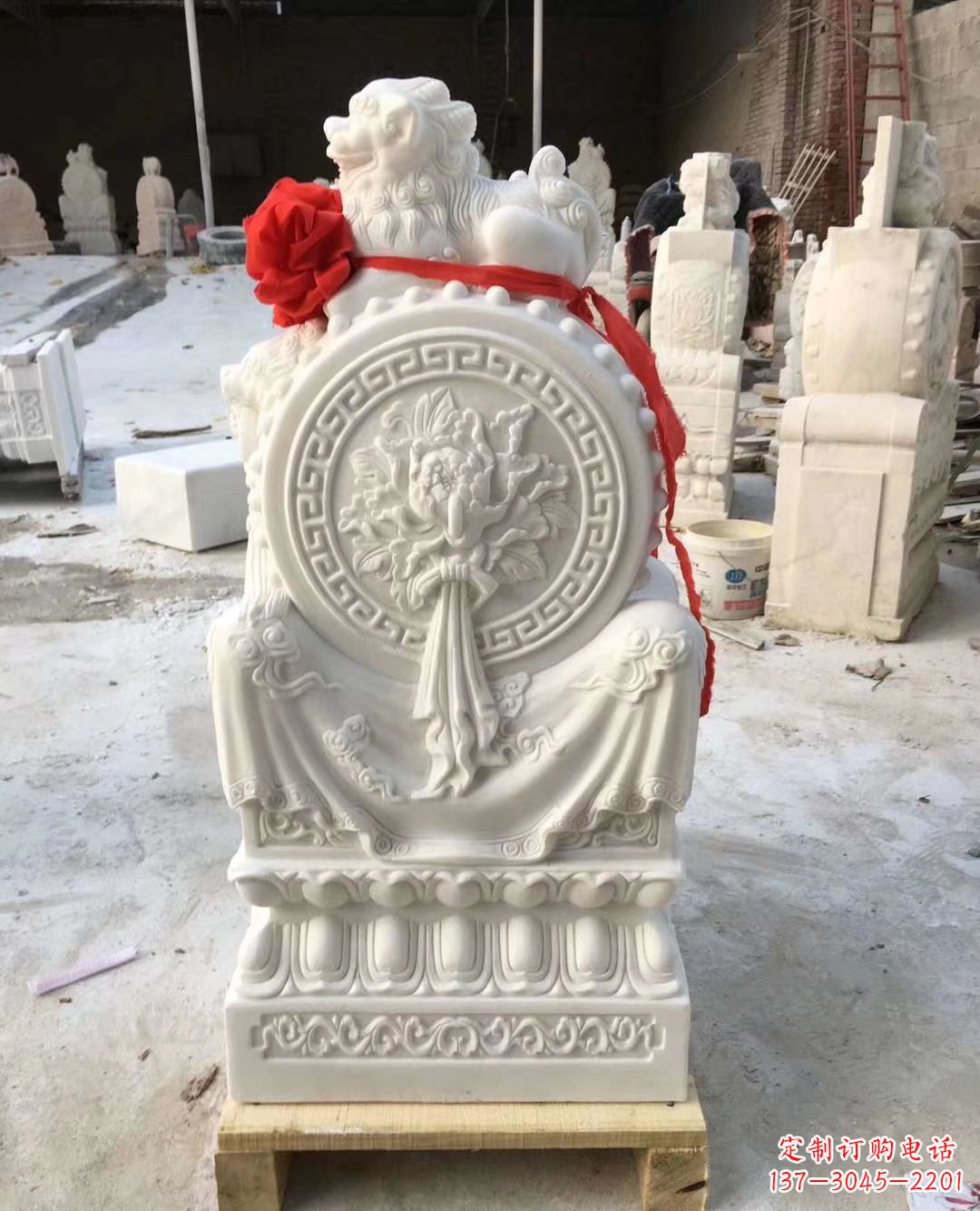 温州纯手工汉白玉狮子雕塑