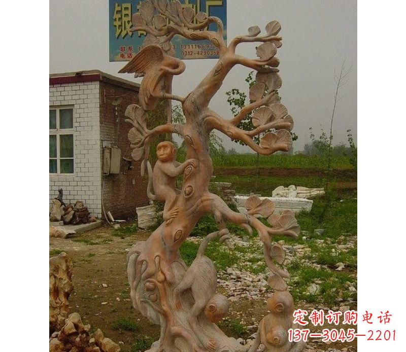 温州猴子上树摘桃石雕