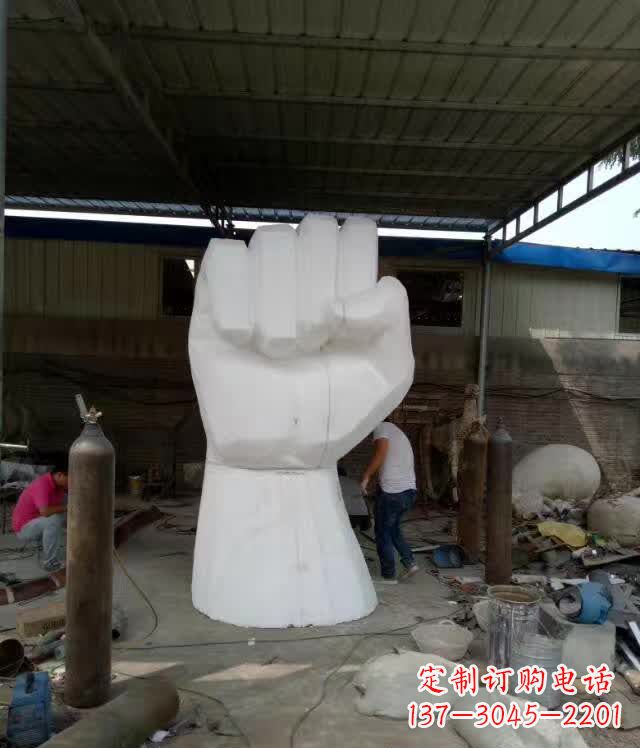 温州中领雕塑推出户外不锈钢拳头雕塑