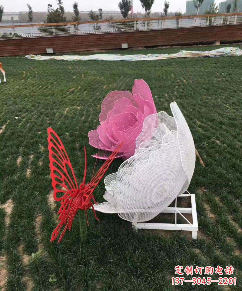 温州户外不锈钢铁艺蝴蝶花朵雕塑