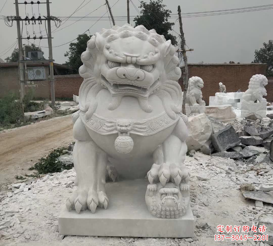 温州非凡威猛！来自中领雕塑的狮子踩球石雕