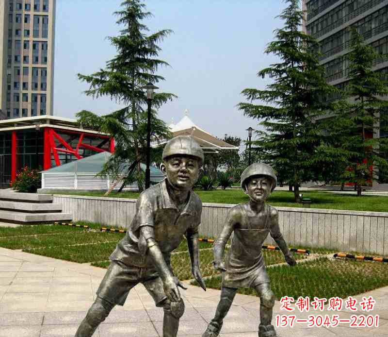 温州滑旱冰男孩铜雕,精细而引人入胜