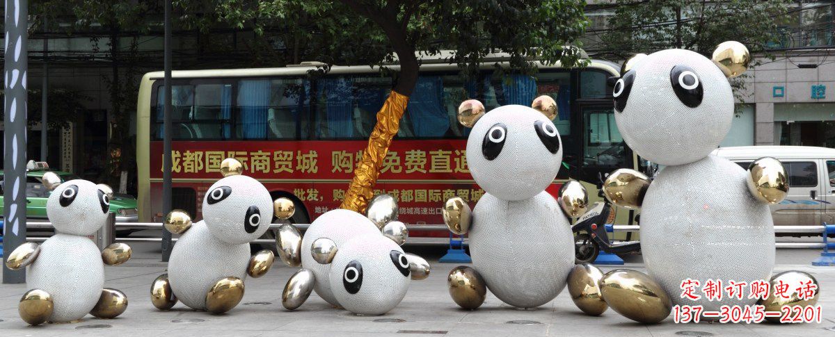 温州中领雕塑：优雅的不锈钢抽象熊猫雕塑