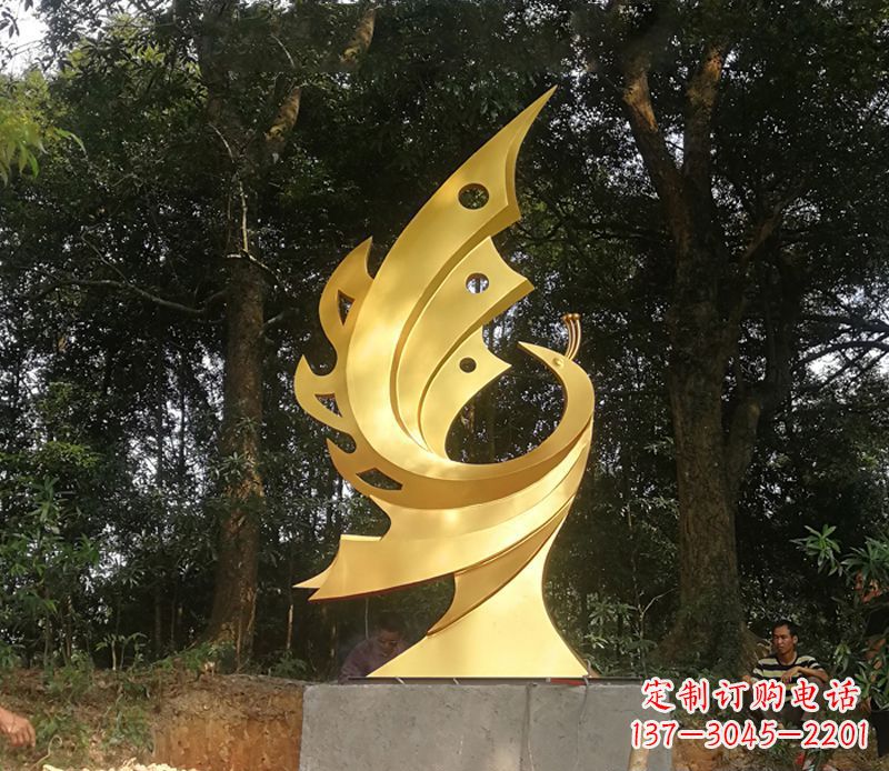 温州以古典风格演绎不锈钢凤凰雕塑