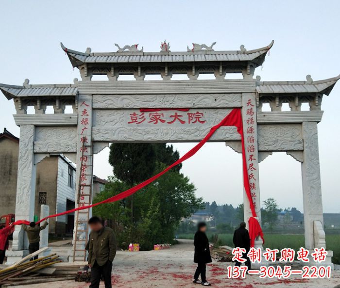 温州中领雕塑:牌坊石雕精美纷呈