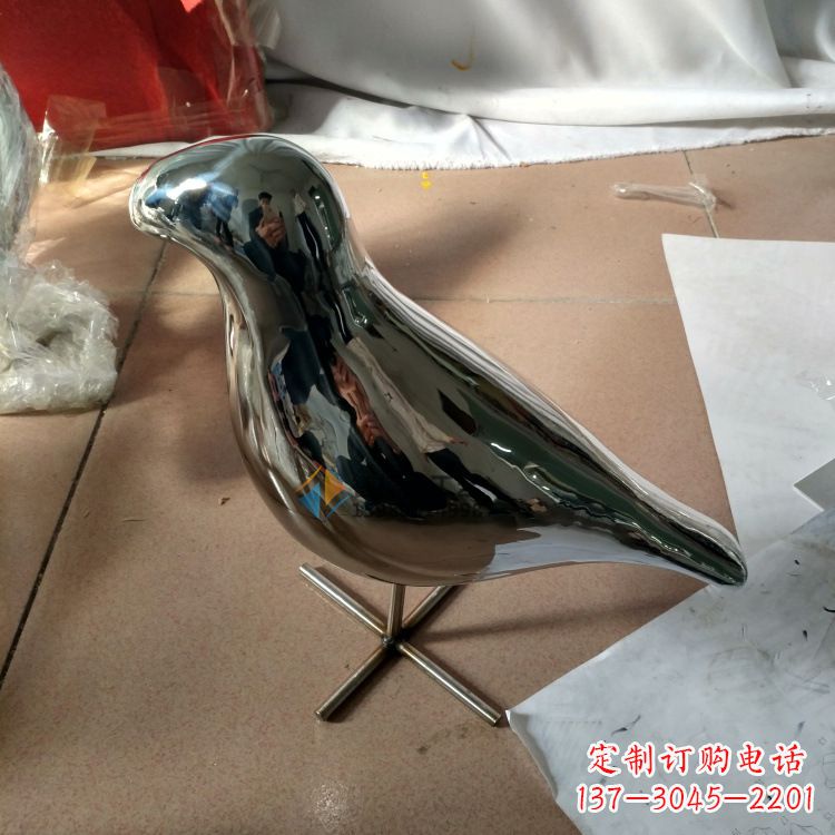 温州精致现代镜面不锈钢鸽子雕塑