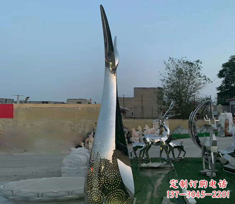 温州高雅优雅,中领雕塑定制不锈钢抽象天鹅雕塑