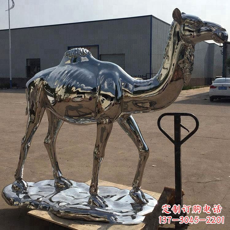 温州镜面不锈钢骆驼雕塑生动又独特