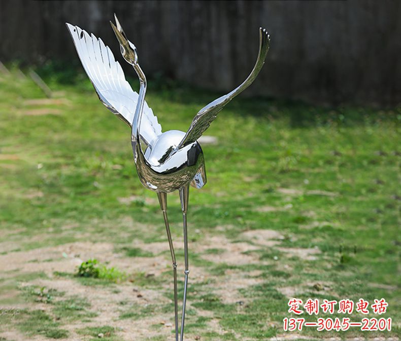 温州高端定制丹顶鹤展翅不锈钢雕塑