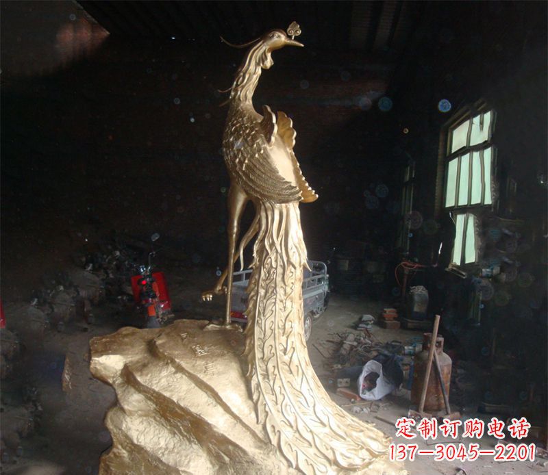温州精美制作的孔雀雕塑