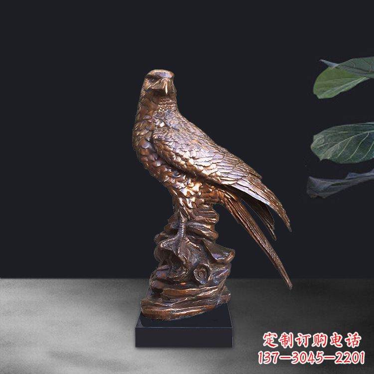 温州精美雕刻的老鹰雕塑摆件