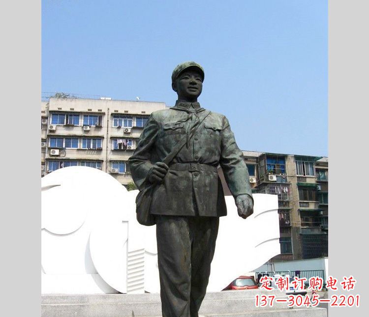 温州定制雷锋雕塑,体现英雄精神