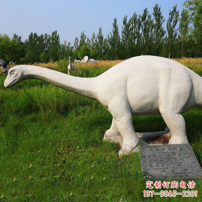 温州雕塑精美，细节精准，呈现出自然风情，瑞士红宝石动物雕塑